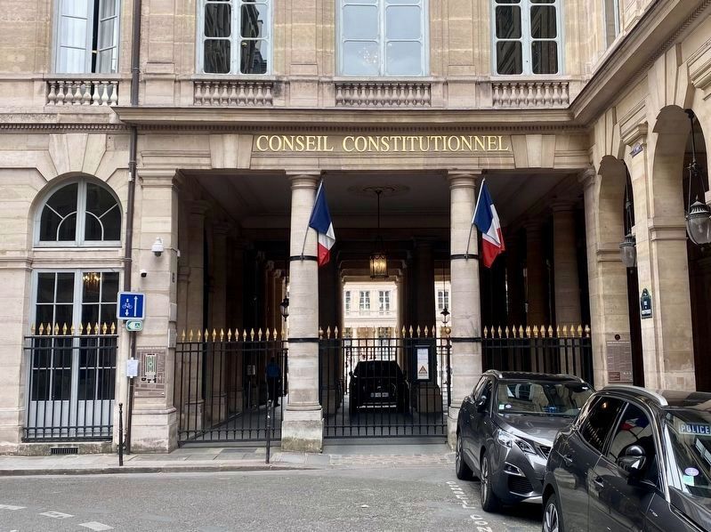 La Cour de Comptes / Court of Accounts Marker - wide view image. Click for full size.