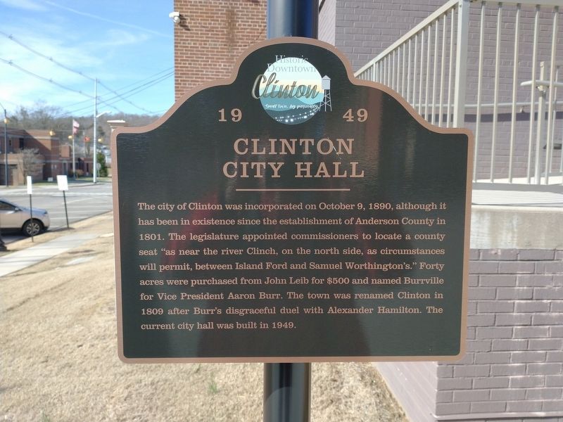Clinton City Hall Marker image. Click for full size.