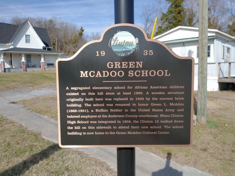 Green Mcadoo School Marker image. Click for full size.