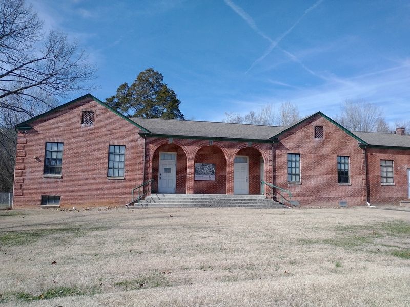 Green McAdoo School image. Click for full size.