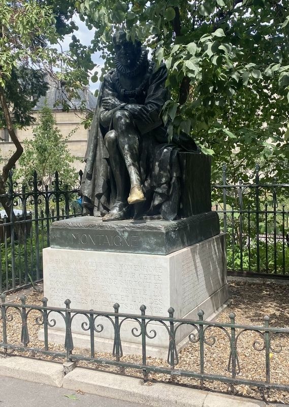 Statue of Montaigne. Click for full size. Statue of Montaigne image. Click for full size.