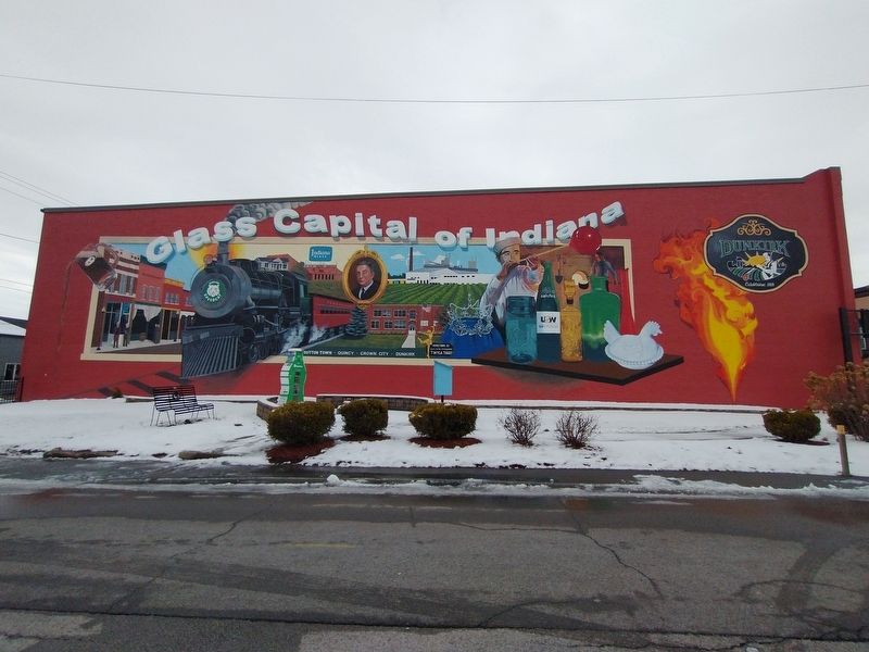 Glass Capital of Indiana Mural image. Click for full size.
