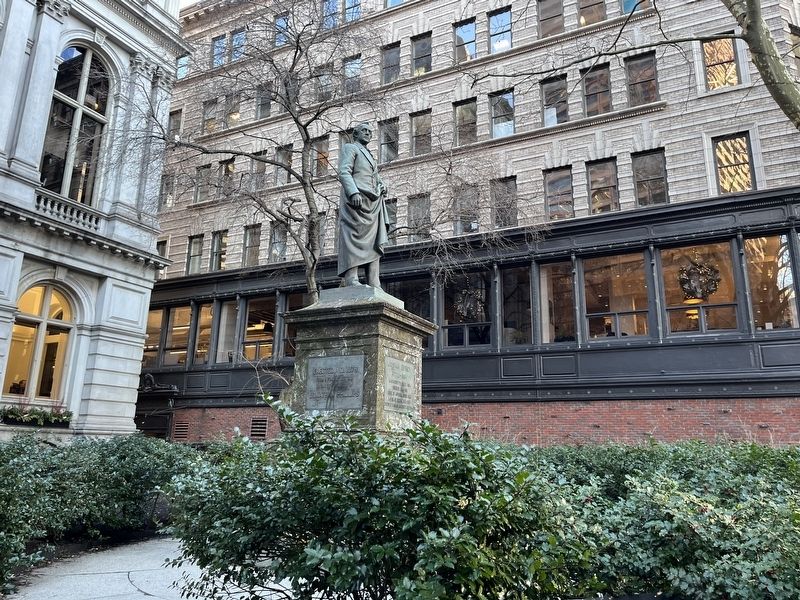 Josiah Quincy sculpture image. Click for full size.