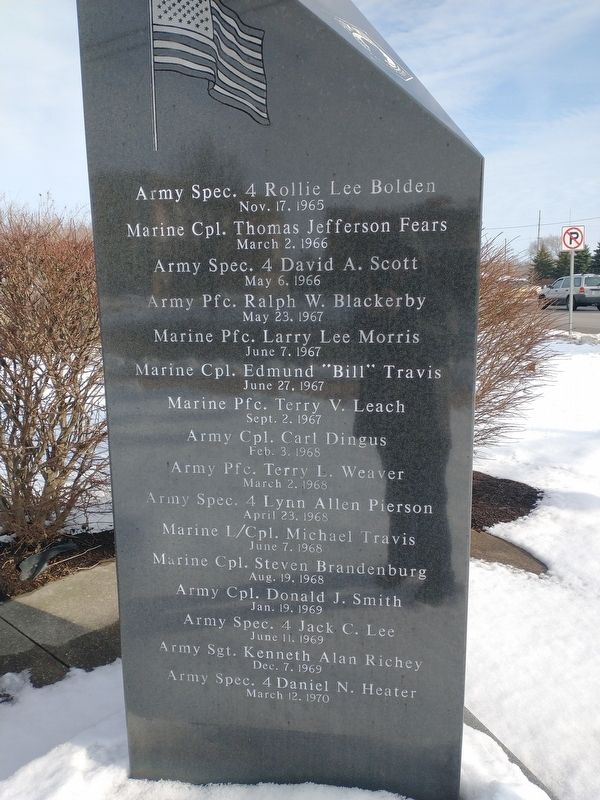 Vietnam Veterans Memorial image. Click for full size.