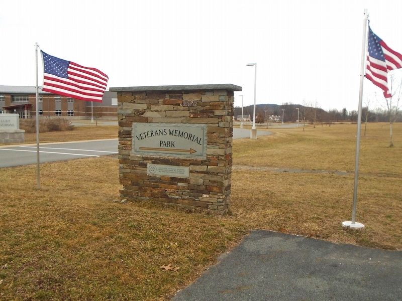 Veterans Memorial Park Entrance Sign image. Click for full size.