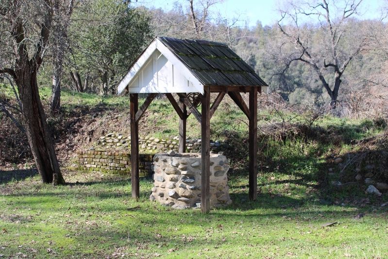 Well Behind the House image. Click for full size.