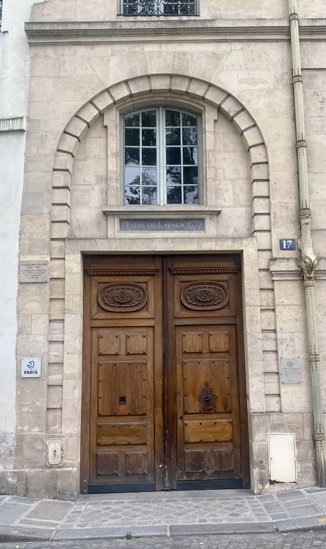 Charles Baudelaire (1821 - 1867) Marker - wide view image. Click for full size.