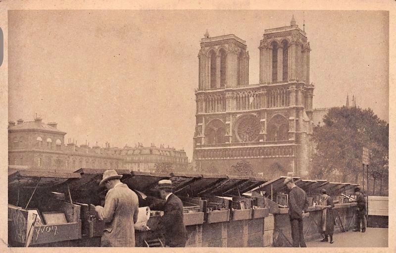 The Boquinistes of Quai Saint-Michel postcard image. Click for full size.