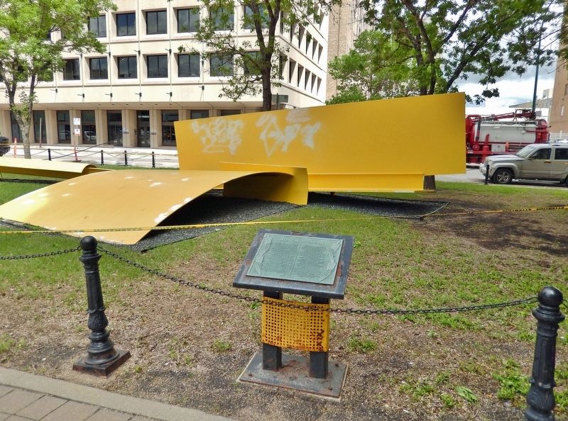 No. 1 Northern Marker & Sculpture image. Click for full size.