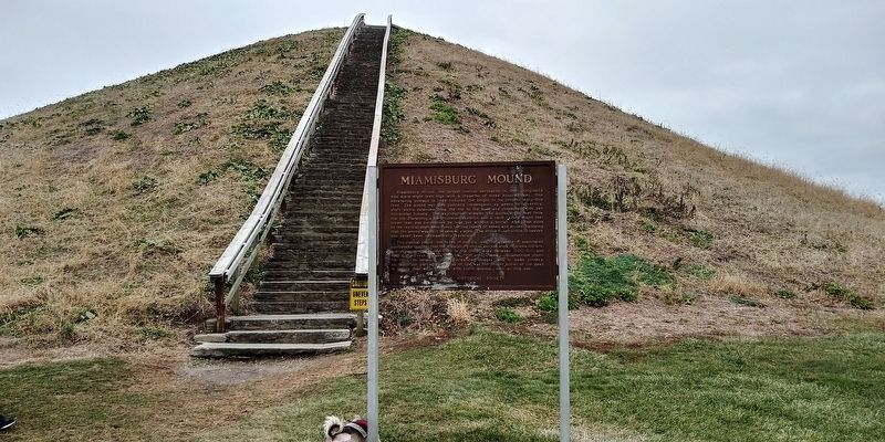 Miamisburg Mound Marker image. Click for full size.