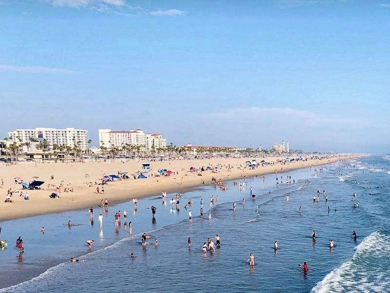 Huntington Beach - viewed from the pier image. Click for full size.