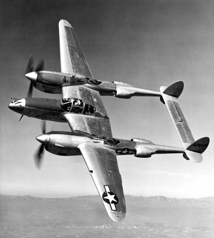 P-38 fighter plane image. Click for full size.