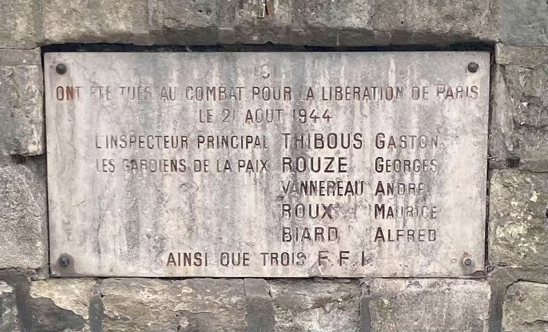 La Barricade du Square Viviani Memorial Marker. Click for full size. La Barricade du Square Viviani Memorial Marker image. Click for full size.