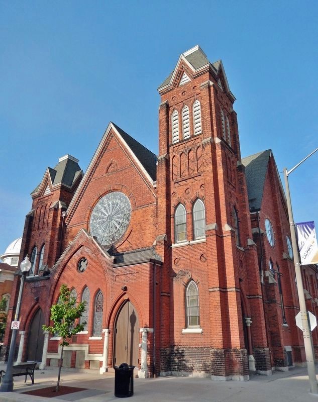 Park Baptist Church (<i>southwest elevation</i>) image. Click for full size.