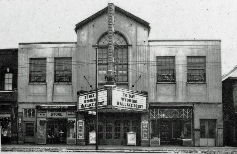 Marker detail: Theatre Exterior, December 1940 image. Click for full size.
