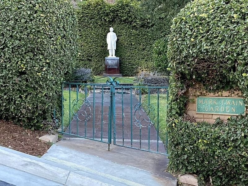 Mark Twain Garden. Click for full size. Mark Twain Garden image. Click for full size.