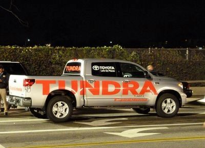 Toyota Tundra image. Click for full size.