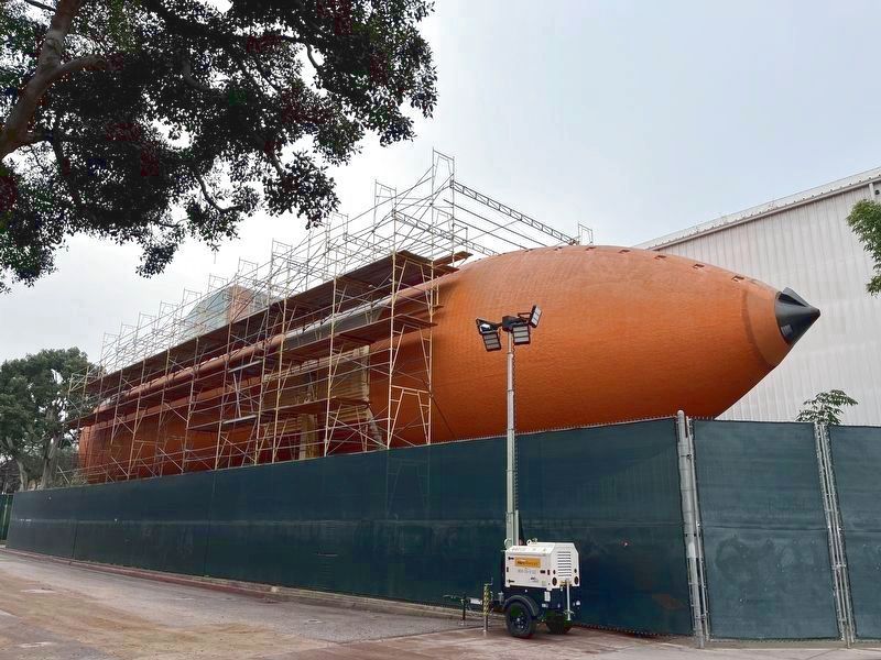 Last External Tank on Earth image. Click for full size.