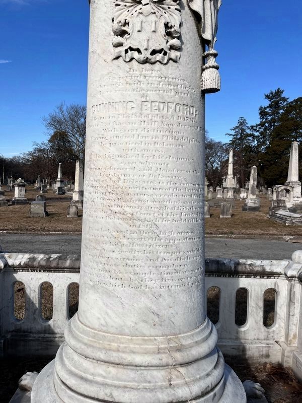Closeup of the memorial at Bedford's grave image. Click for full size.