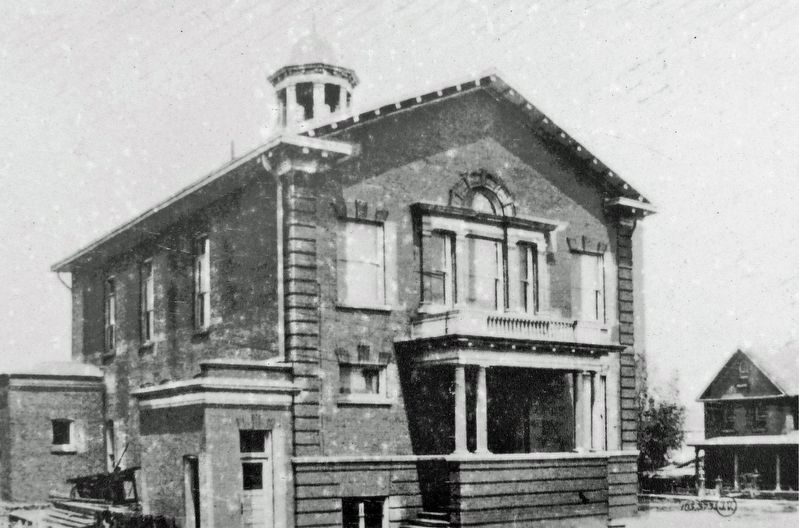 Marker detail: Town Hall, circa 1910 image. Click for full size.
