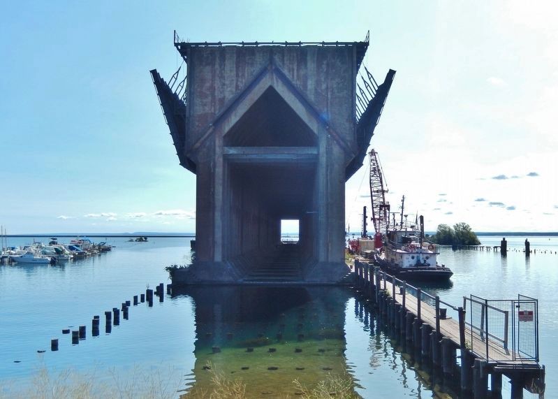 Lower Harbor Ore Dock image. Click for full size.