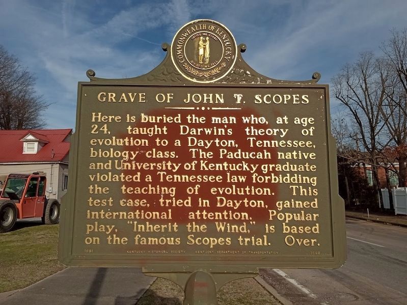 Grave of John T. Scopes / Scopes "Monkey Trial" Marker image. Click for full size.