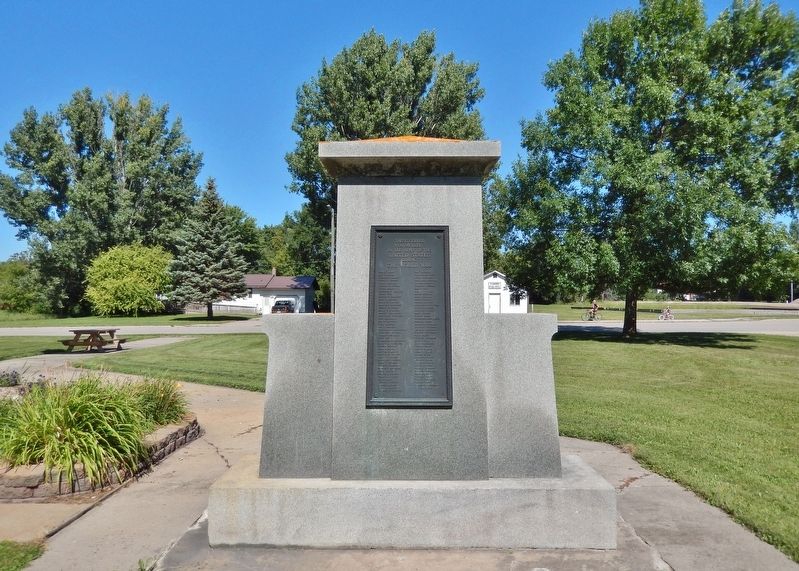 World War I Memorial (<i>south side</i>) image. Click for full size.