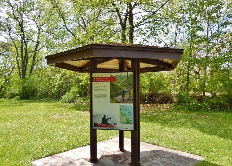 Glacier to Gorge Marker Kiosk image. Click for full size.