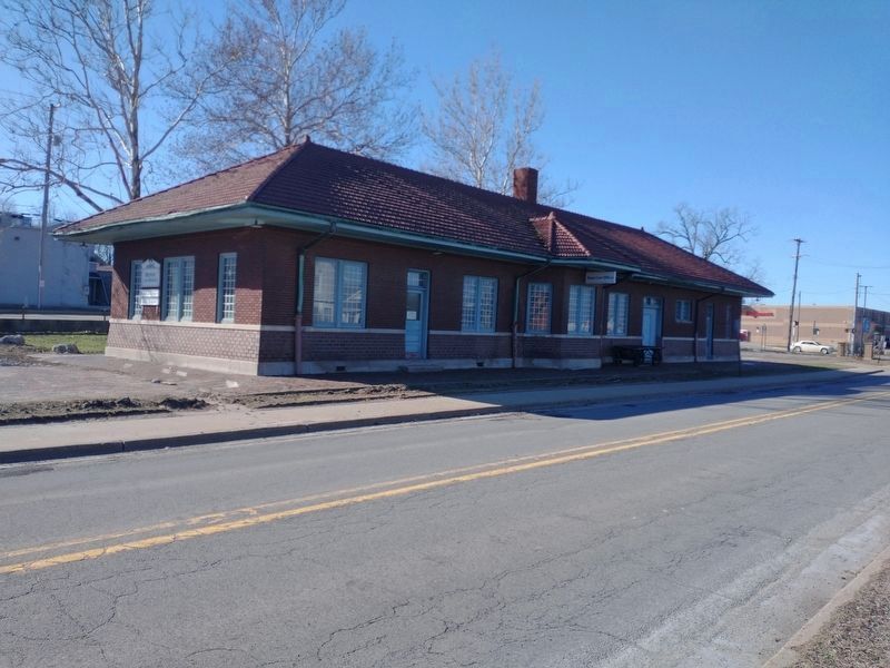 Railroad Depot image. Click for full size.