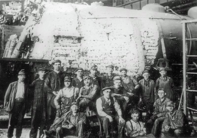 Marker detail: Locomotive Shop Crew (<i>image 4</i>) image. Click for full size.