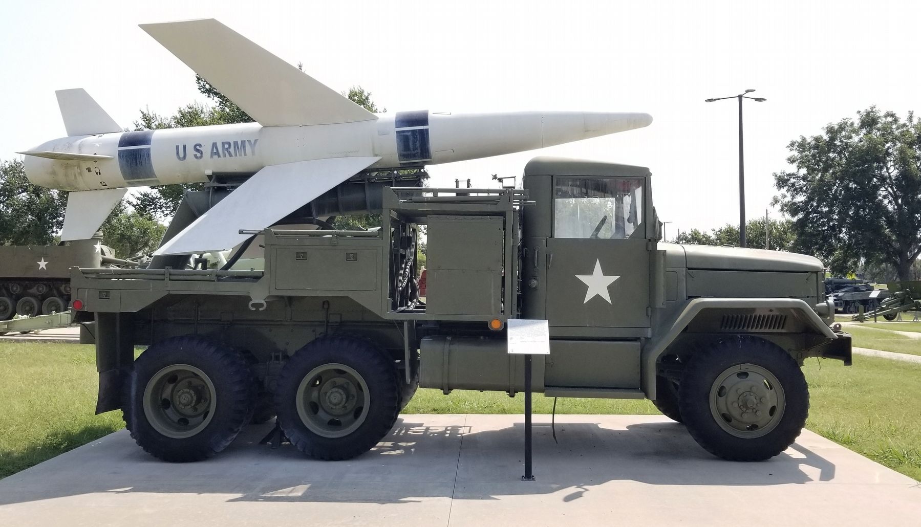 The U.S. M4 Lacrosse Missile and Marker image. Click for full size.