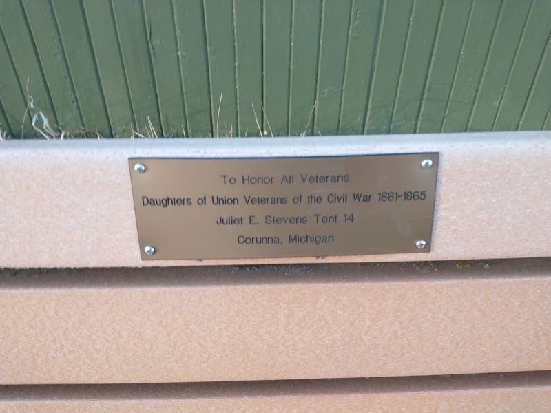 Union Veterans Memorial Bench image. Click for full size.