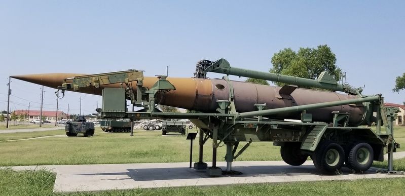 The backside view of the U.S. MGM-31A Pershing IA Missile image. Click for full size.