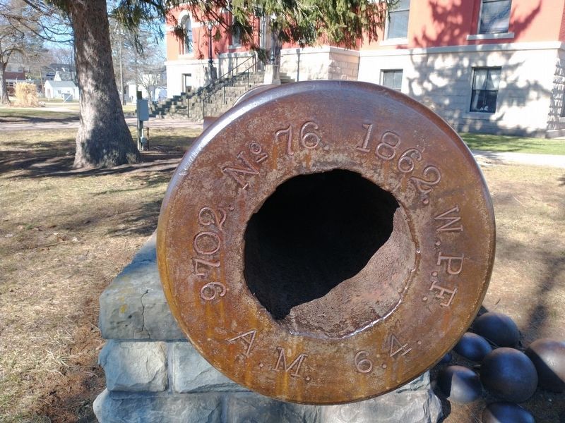 Eaton County Civil War Memorial Cannon image. Click for full size.