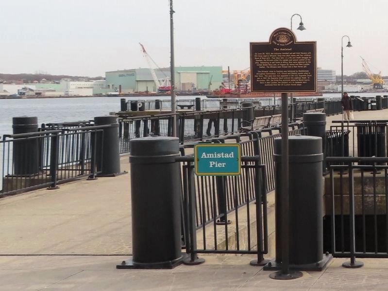 Middle Passage to New London Marker image. Click for full size.