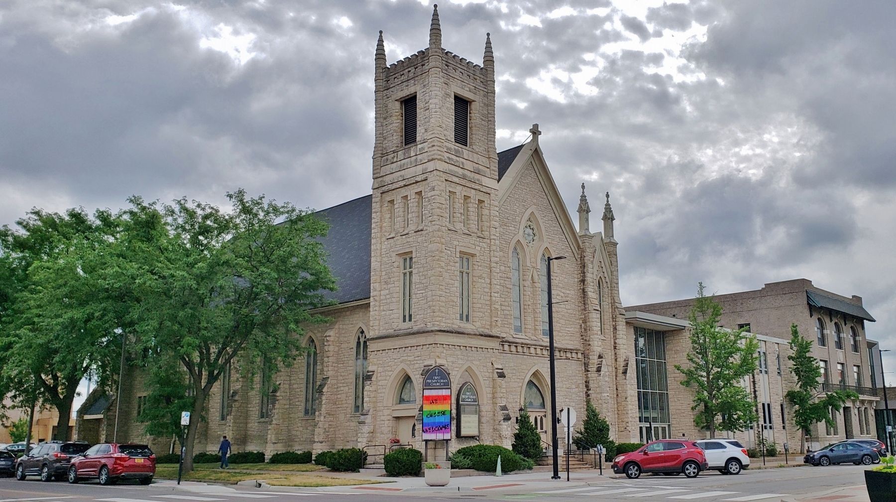 First Presbyterian Church (<i>northwest elevation</i>) image. Click for full size.