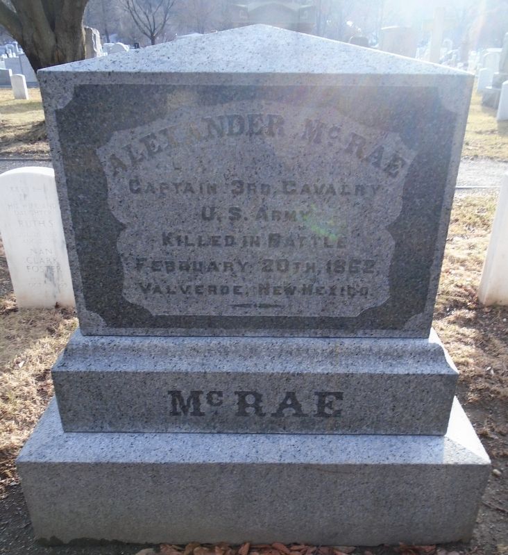 Alexander McRae Monument image. Click for full size.