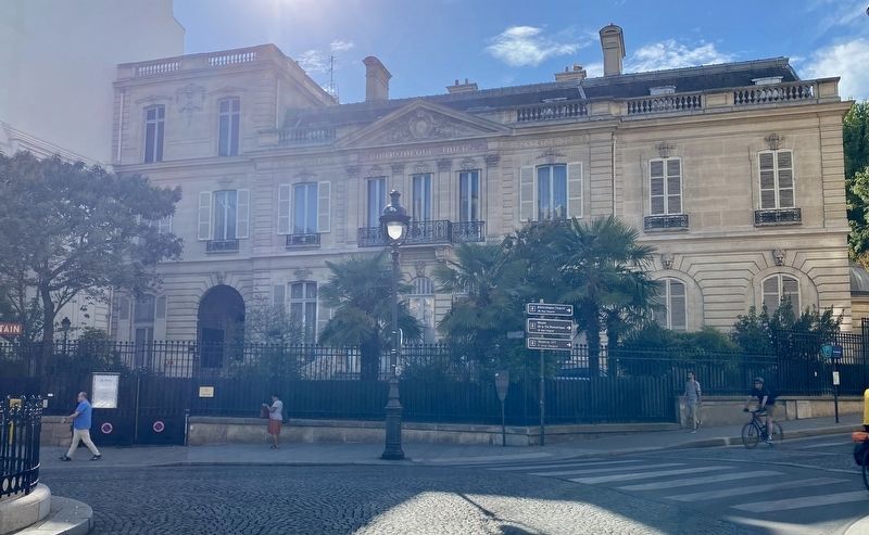 Hôtel Thiers and Marker. Click for full size. Hôtel Thiers and Marker image. Click for full size.