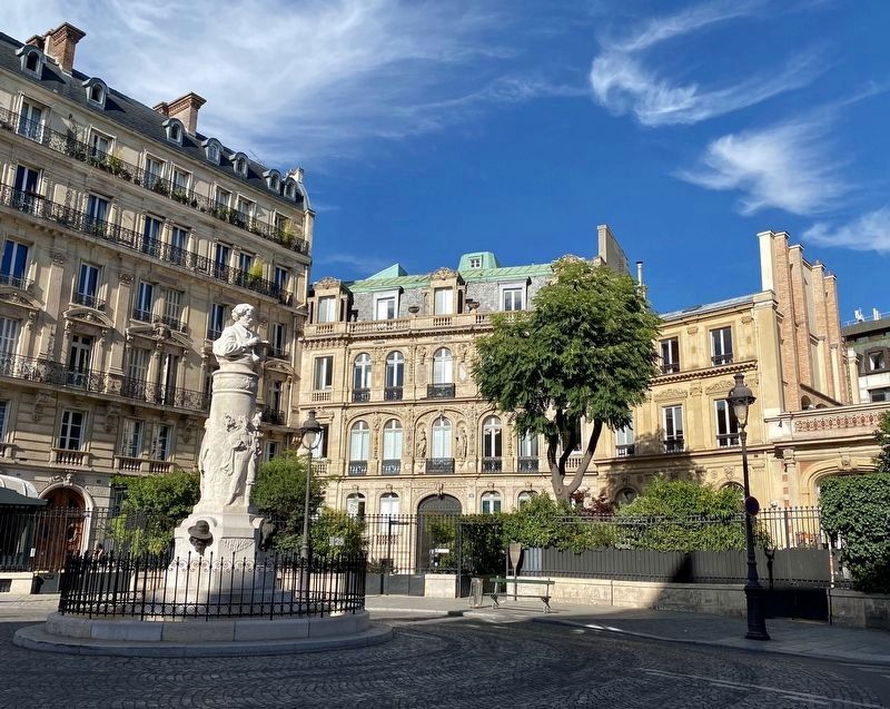 Hôtel de la Païva and Marker. Click for full size. Hôtel de la Païva and Marker image. Click for full size.