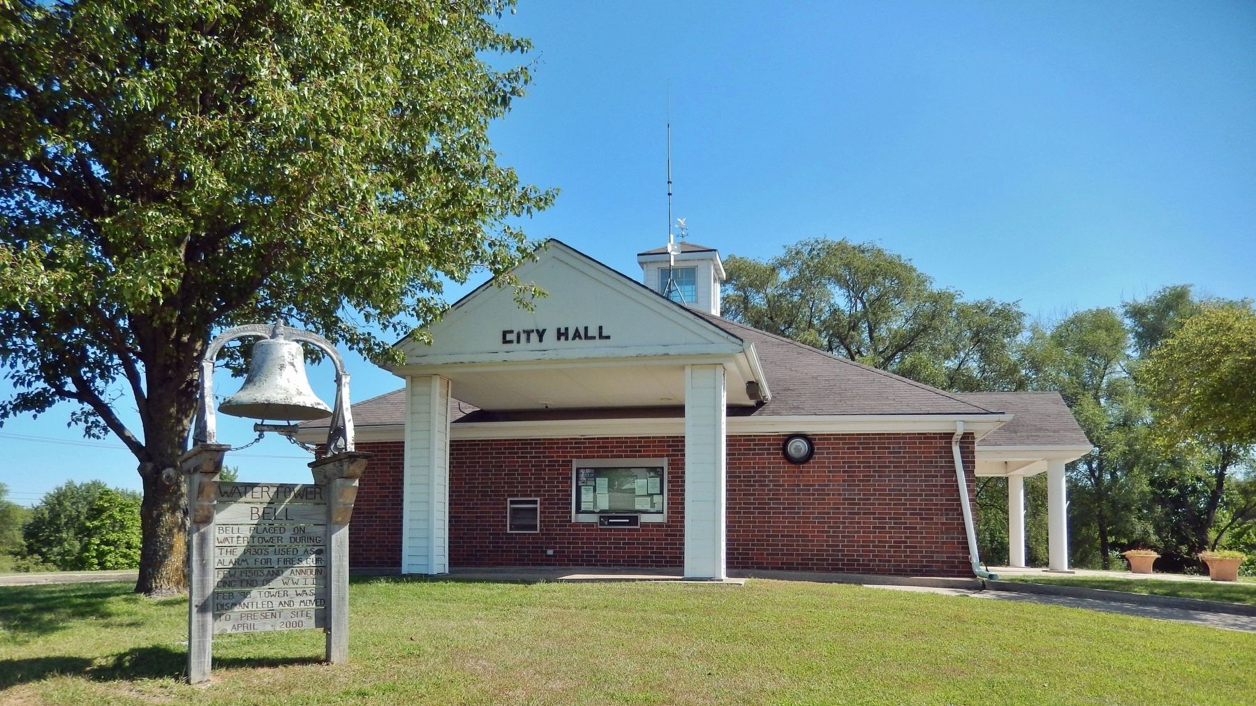 City Hall - Grant City image. Click for full size.