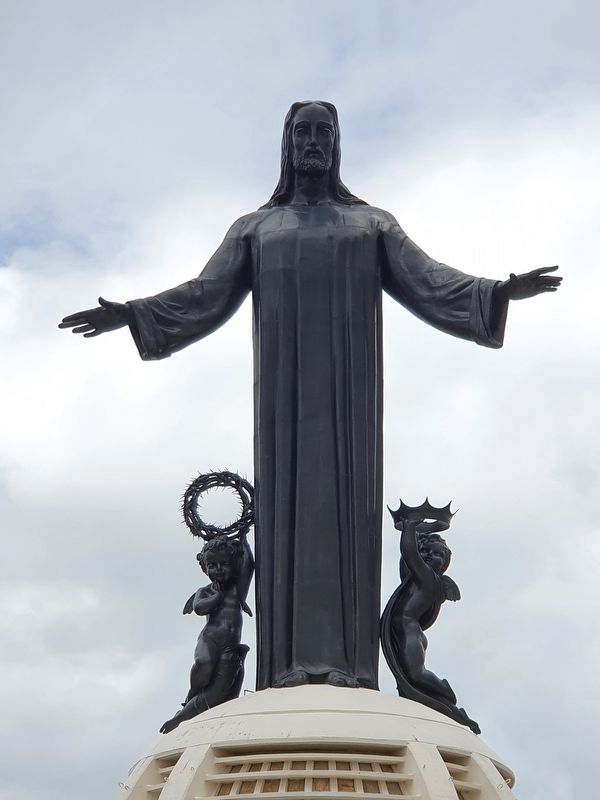 The Christ the King Statue image. Click for full size.