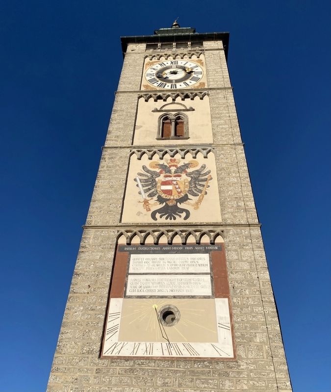 Looking up from the marker site image. Click for full size.