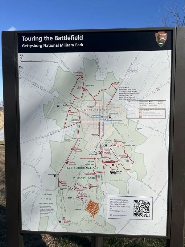 Touring the Battlefield side of the marker. Click for full size. Touring the Battlefield side of the marker image. Click for full size.