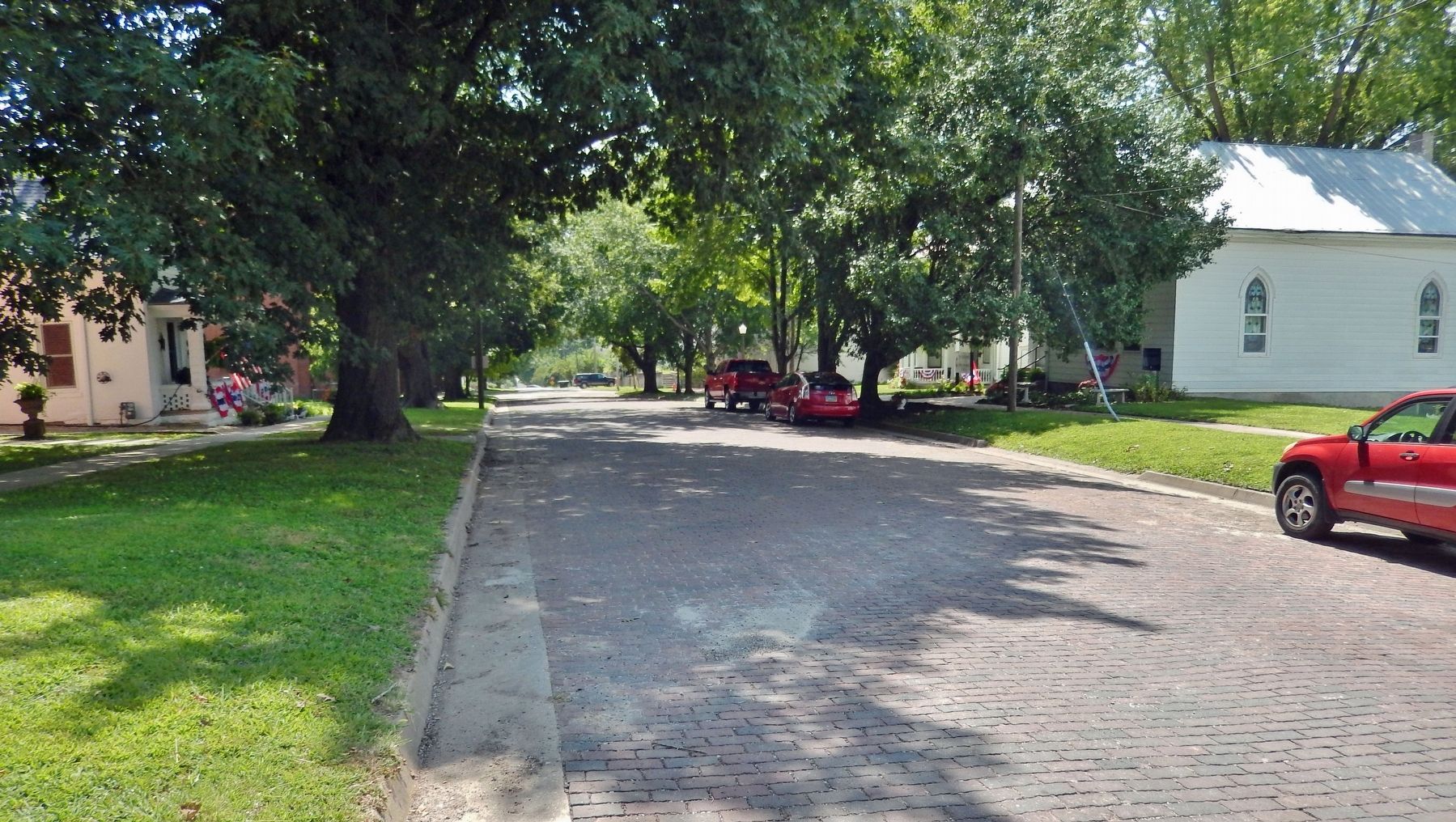 Historic Brick Portion of 4th Street image. Click for full size.