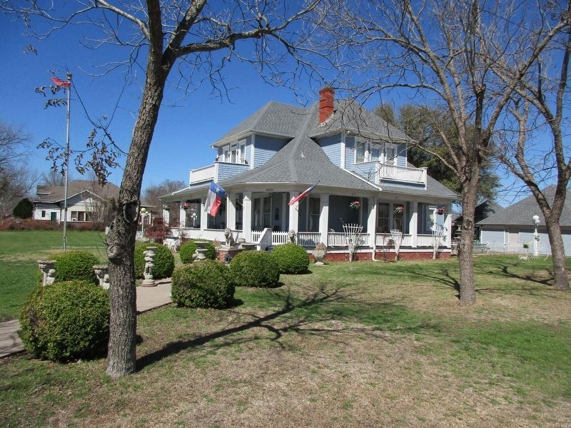 Flowers House and Marker. Click for full size. Flowers House and Marker image. Click for full size.