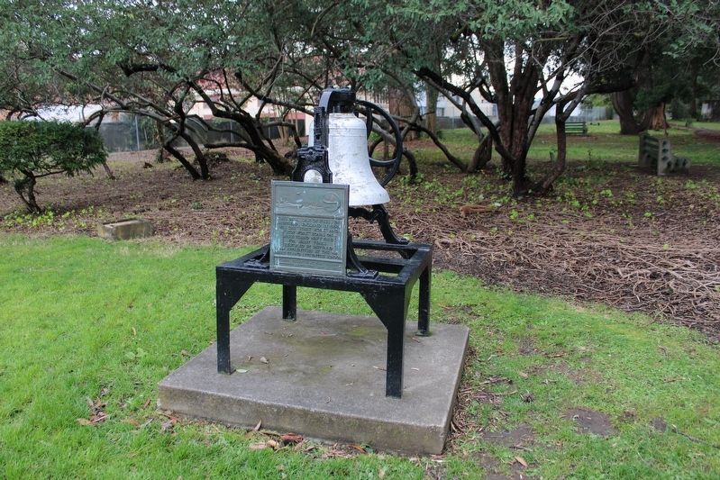 Mare Island Navy Yard Work Bell & Marker image. Click for full size.