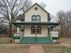 Knobbe House image. Click for full size.