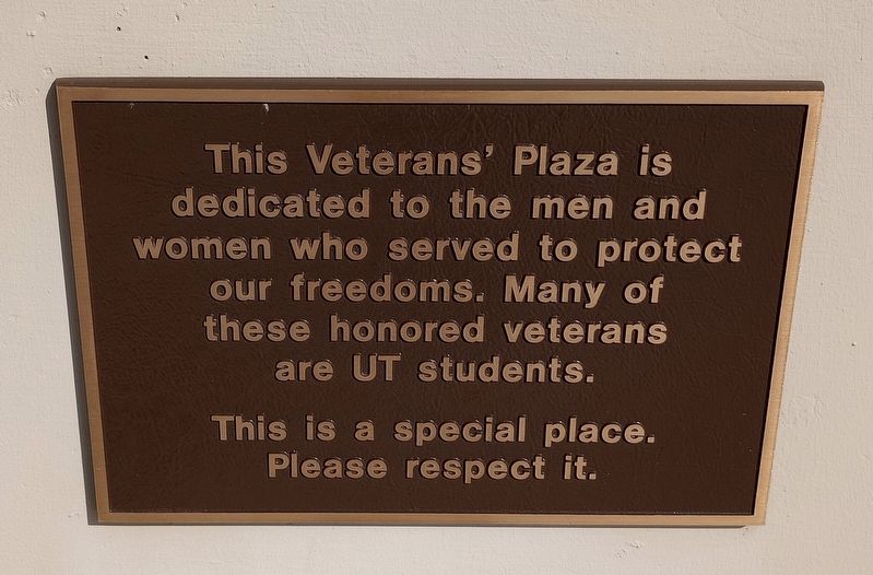 Veterans' Plaza Marker. Click for full size. Veterans' Plaza Marker image. Click for full size.