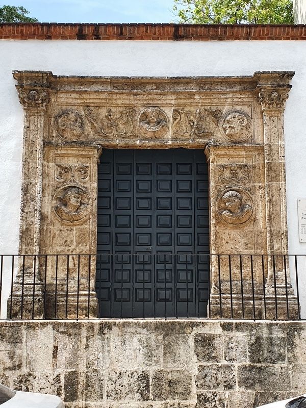 The House of the Five Medallions Entryway image. Click for full size.
