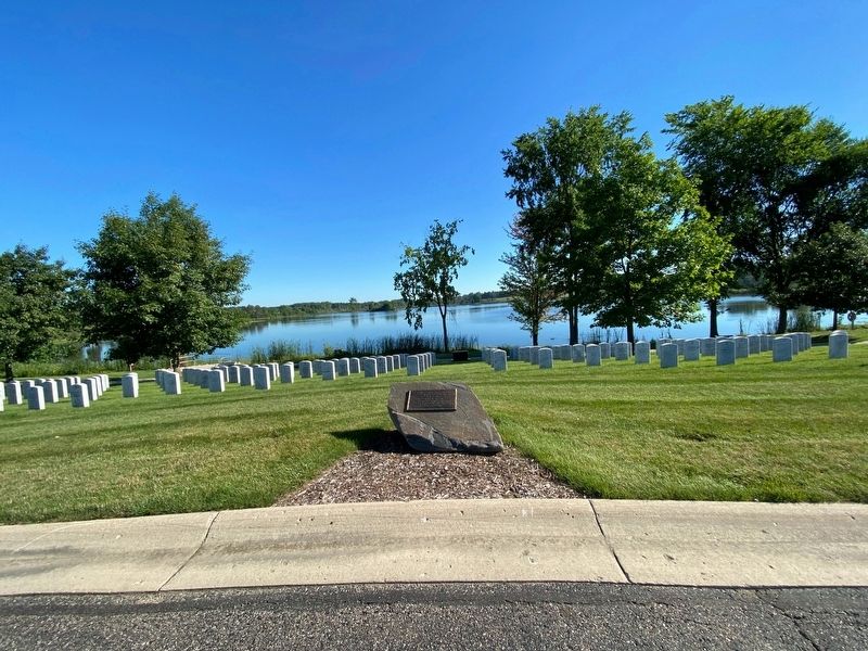 Great Lakes National Cemetery Grave of the Unknown Memorial image. Click for full size.